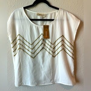 NEW Francesca's Collections White and Gray Boxy Crop Blouse Size L